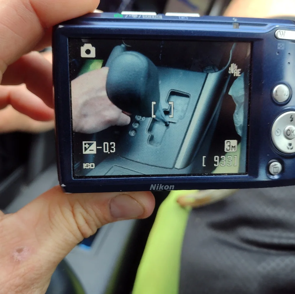 Nikon Coolpix L18 digital camera with free carrying case